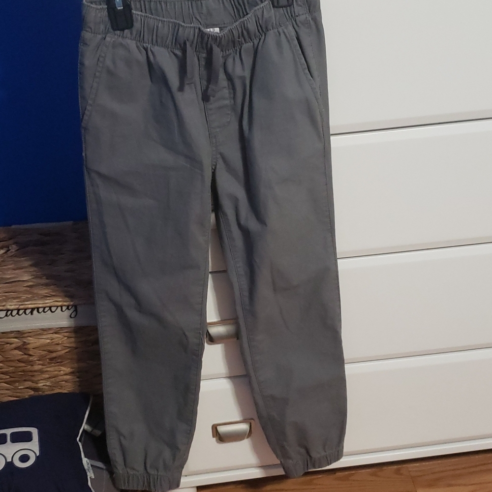 Light comfy grey worn only once